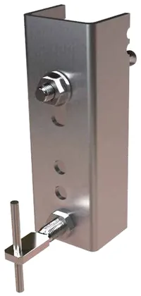 Flat head bolt