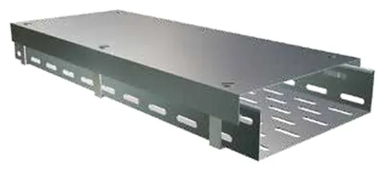 Cable tray cover with locking clamp