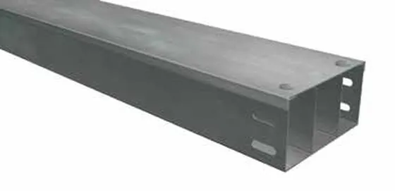 Triple compartment cable trunking